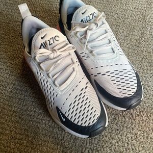 Nike Air Max 270